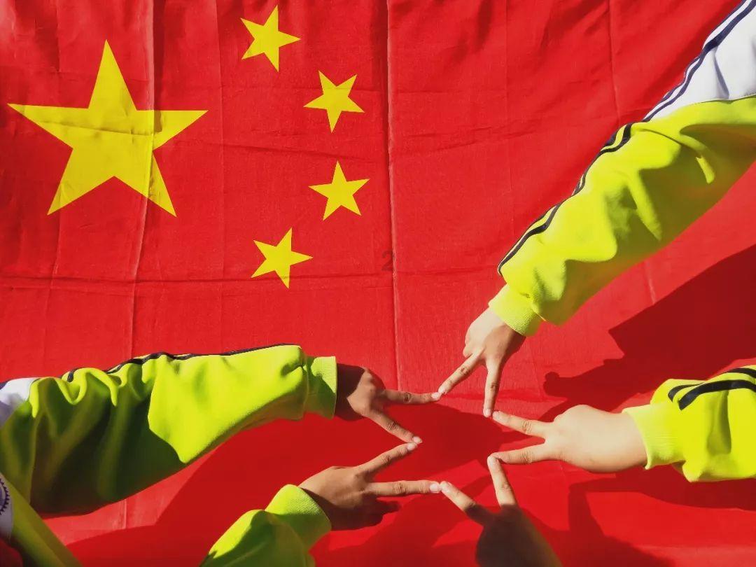 逃出林中村